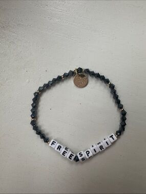 NWOT Little Words Project 'FREE SPIRIT' Stretch Bracelet Black/White/Gold